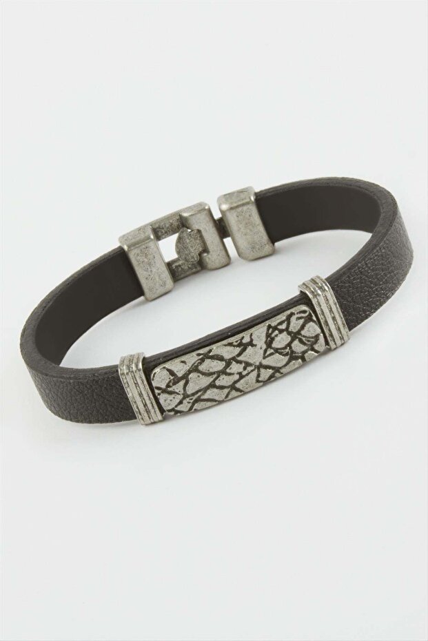 Ground Patterned Faux Leather Bracelet