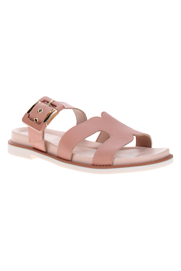 Flat Sandals for Women – Stylish & Comfortable Everyday Wear