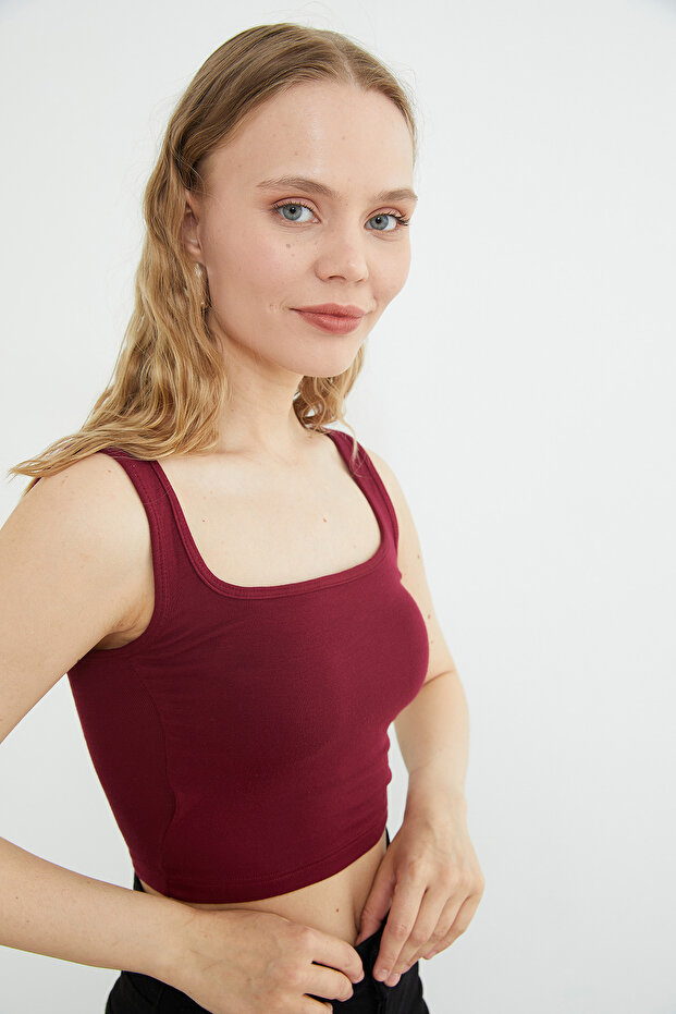 Basic Square Neck Covered Crop Bodysuit - 4