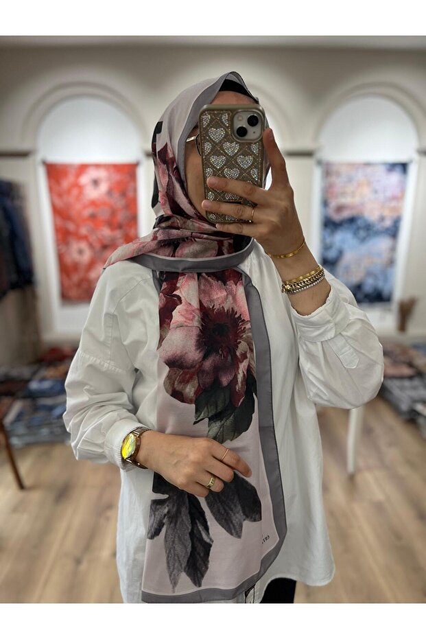 شال روزافي ناعم بنمط مميز - رمادي