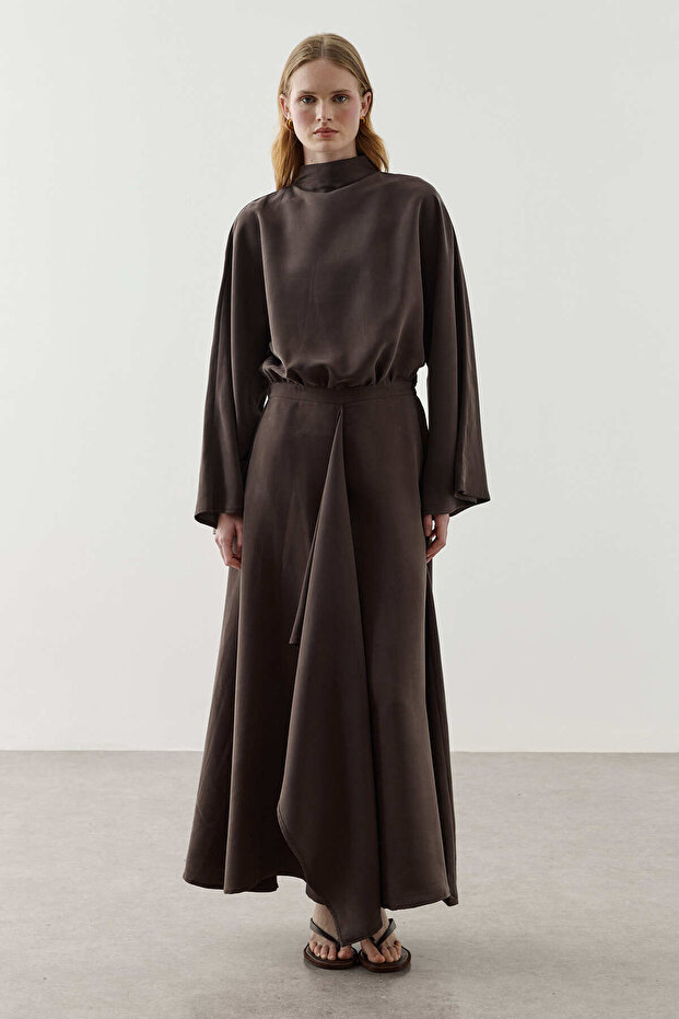 Front-Piece Tencel Dress Brown
