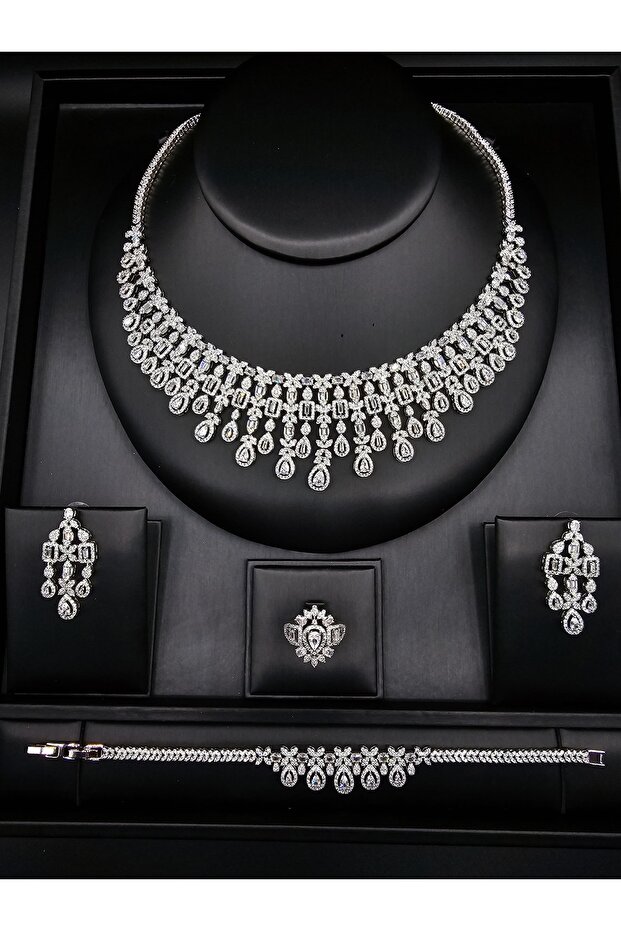 Lusin's Set