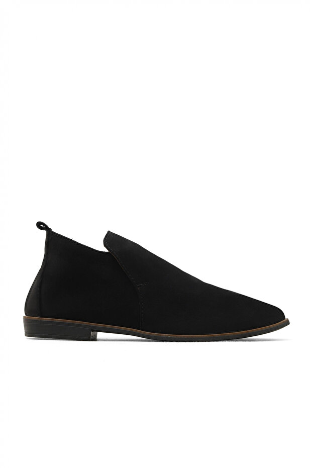 حذاء مسطح أسود من Nubuck للنساء