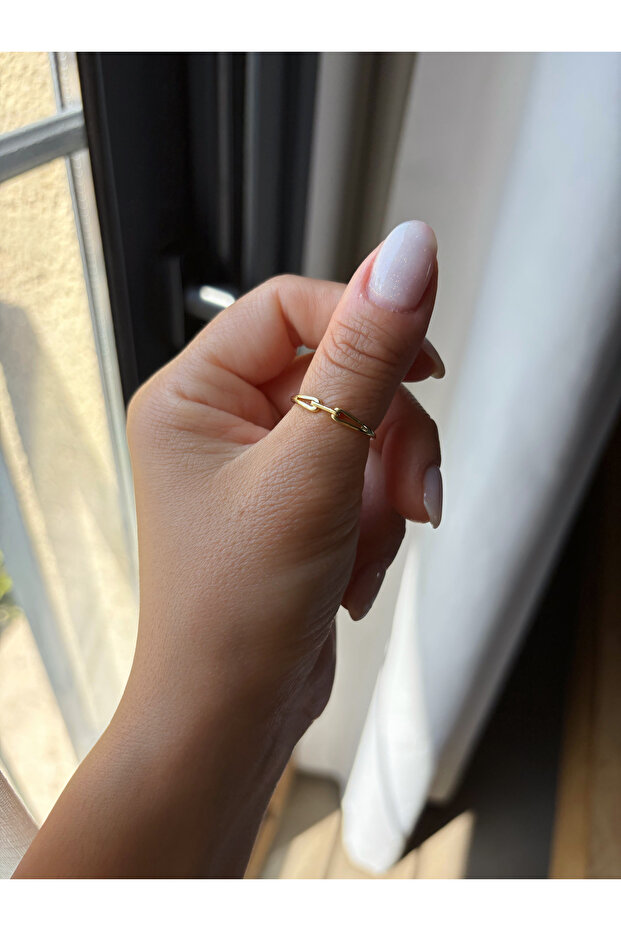 Chain Detailed Ring