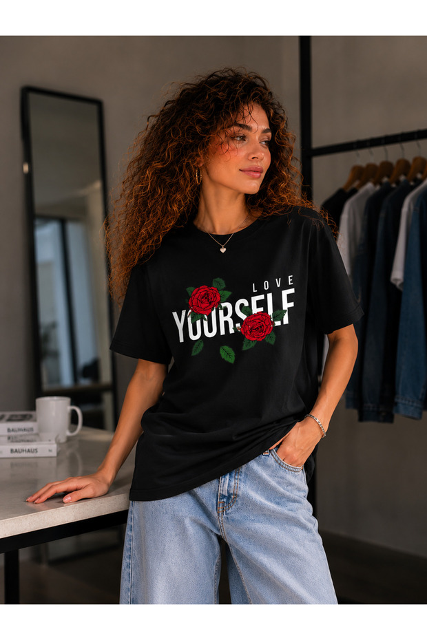 Love Yourself Written Red Rose Detail Printed Women's Black Basic T-Shirt