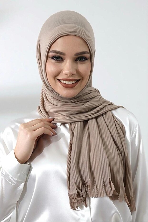 شال قطني مزخرف جاهز للارتداء