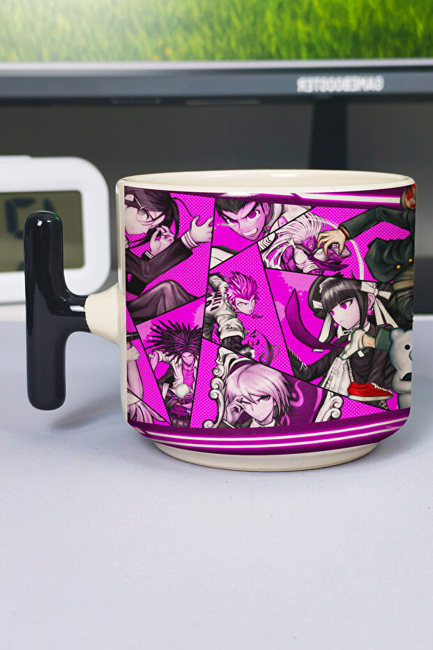 كوب سيراميك فاخر مطبوع عليه Danganronpa (قطعة واحدة) بمقبض أسود خاص على شكل حرف T بمقبض مموج V2T