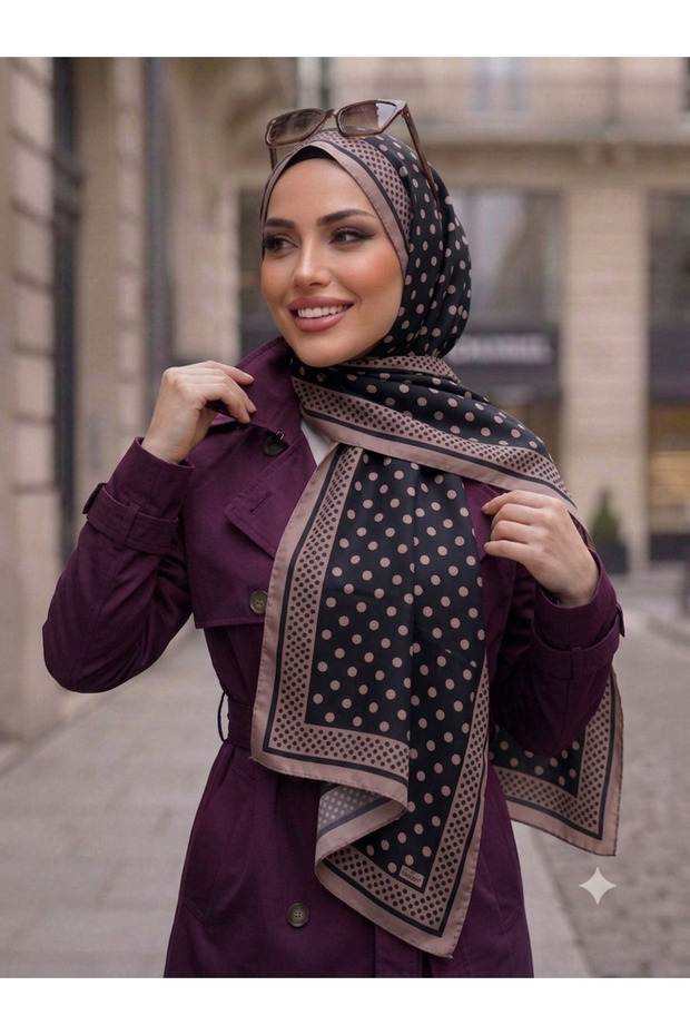 شال من البامبو المنقط - أسود بلون البرقوق