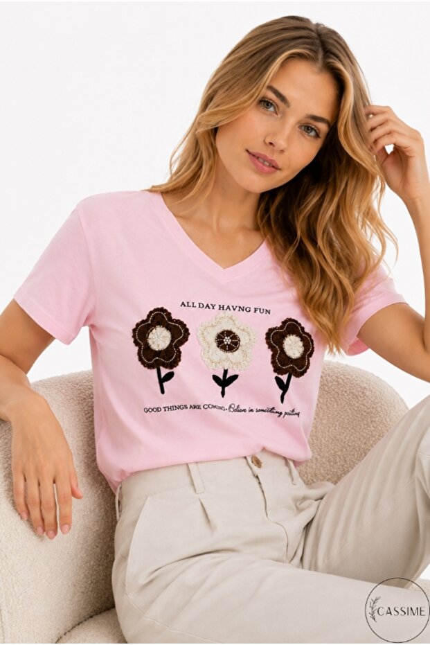 Women's Pink 100% Cotton Regular Fit Floral Embroidered Knitted T-Shirt