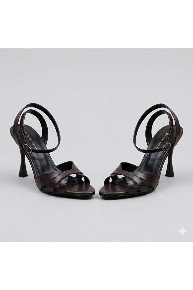 (White) Women's Heeled Sandals Brown
