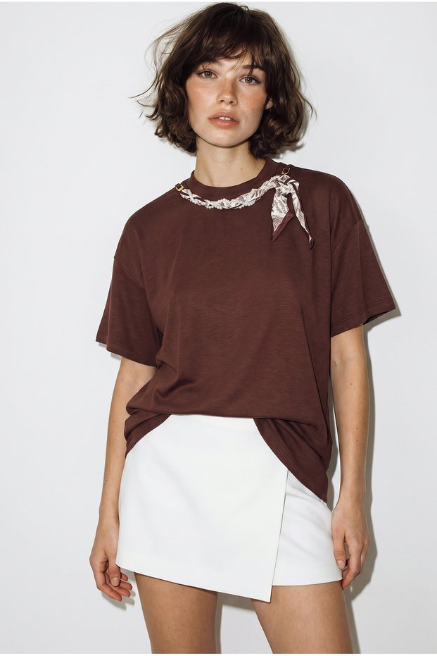 Women's Bitter Brown Scarf and Pearl Detailed Crew Neck Oversize Basic T-Shirt 360096 60286358