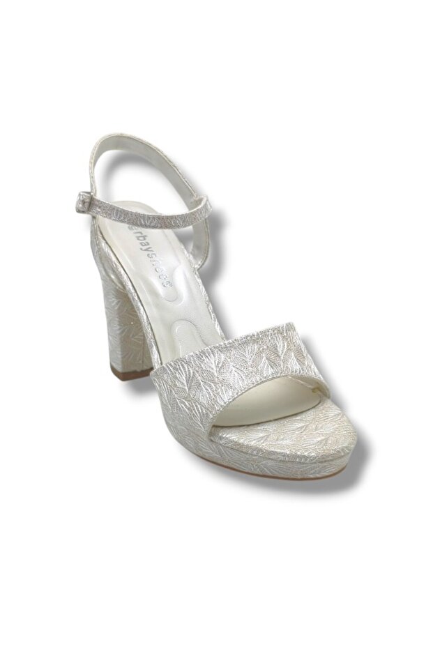 321-26 Glitter Embroidered Satin Single Strap Thick Heel Women's Sandals (11cm)