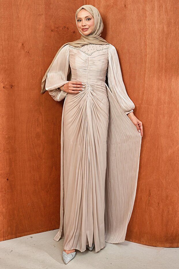Stone-Embellished Front and Gathered Collar Evening Dress with Stones