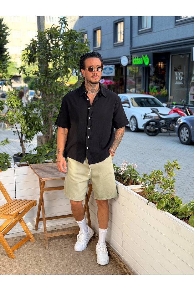 Boxy Fit Crinkle Short Sleeve Linen Shirt Black