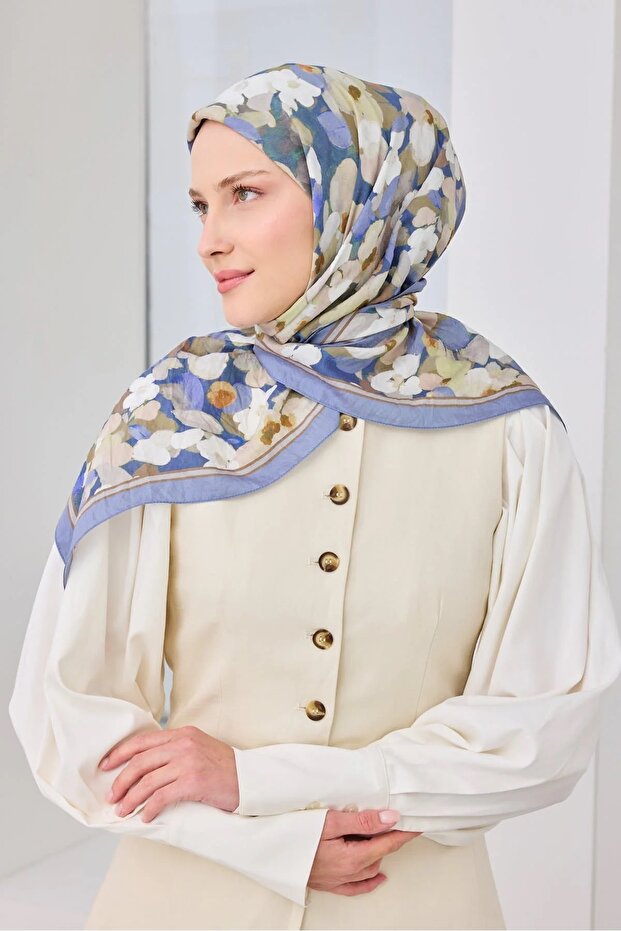 Velora Scarf Floral Blue Lilac
