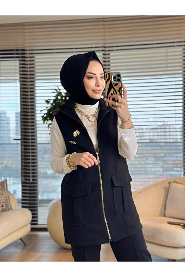 14463 جيب أمامي فيرم. بدلة مع صدرية باللون الأسود
