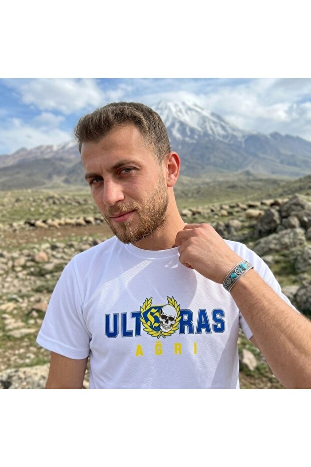 Ultras Achievements Crewneck T-Shirt