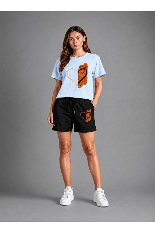 Women's Leopard Heart Patterned Shorts and T-Shirt Set