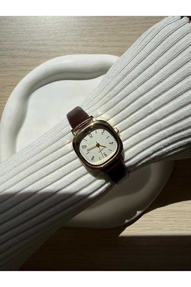Minimal Leather Cord Women's Wristwatch Hera Bitter Brown