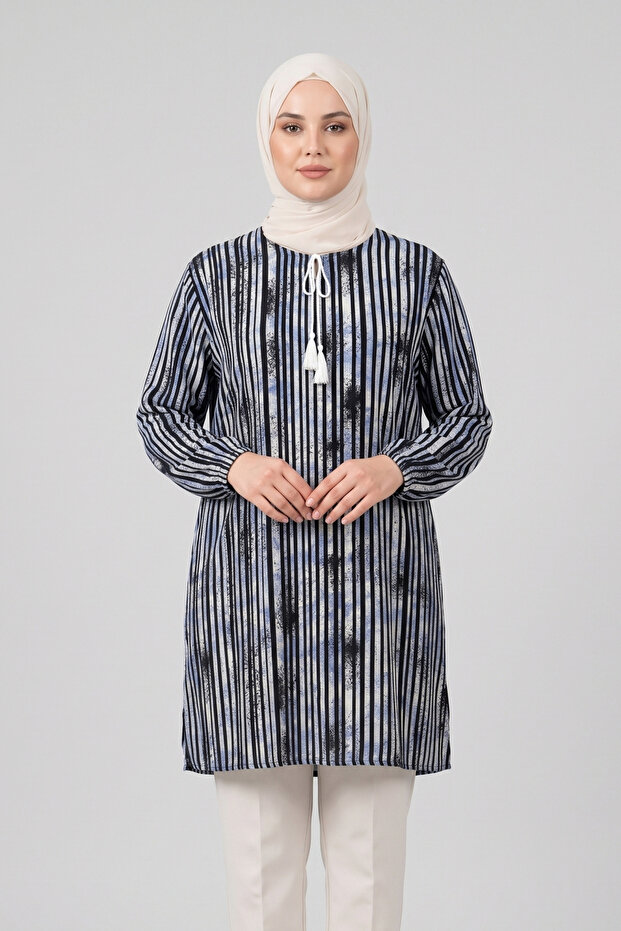 Women's Striped Patterned Crew Neck Lace-Up Woven Viscose Tunic