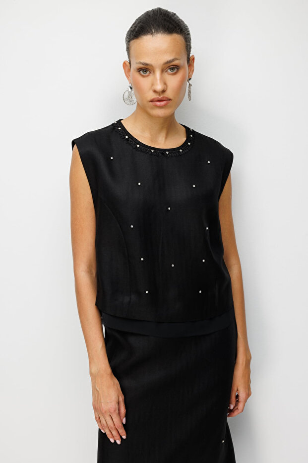 Blouse with Embroidered Collar and Stone Detail