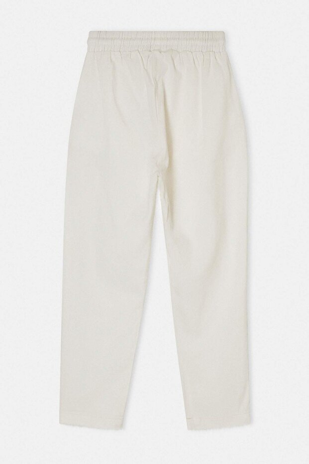 Beyaz Beli Lastikli İnce Cepli Gabardin Pantolon TDRSS26PL00041 - 5