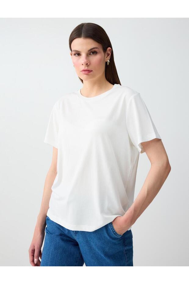 White Short Sleeve Crew Neck Modal Knitted T-Shirt