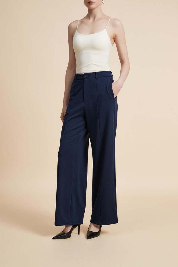 Solid Wide-Leg Pants - 2
