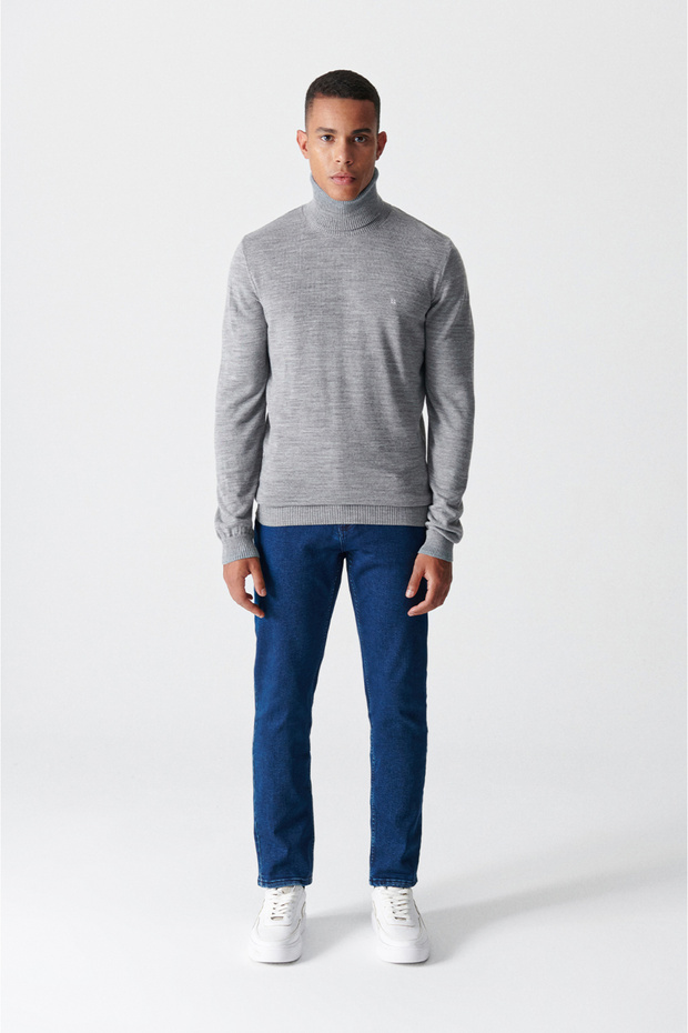 Męski szary sweter Basic E005002 - 6