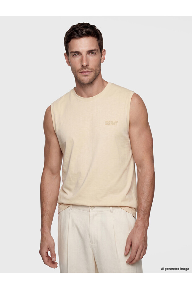 Nevavm with Difference Oval Collar Sleeveless Printed Men's T-Shirt