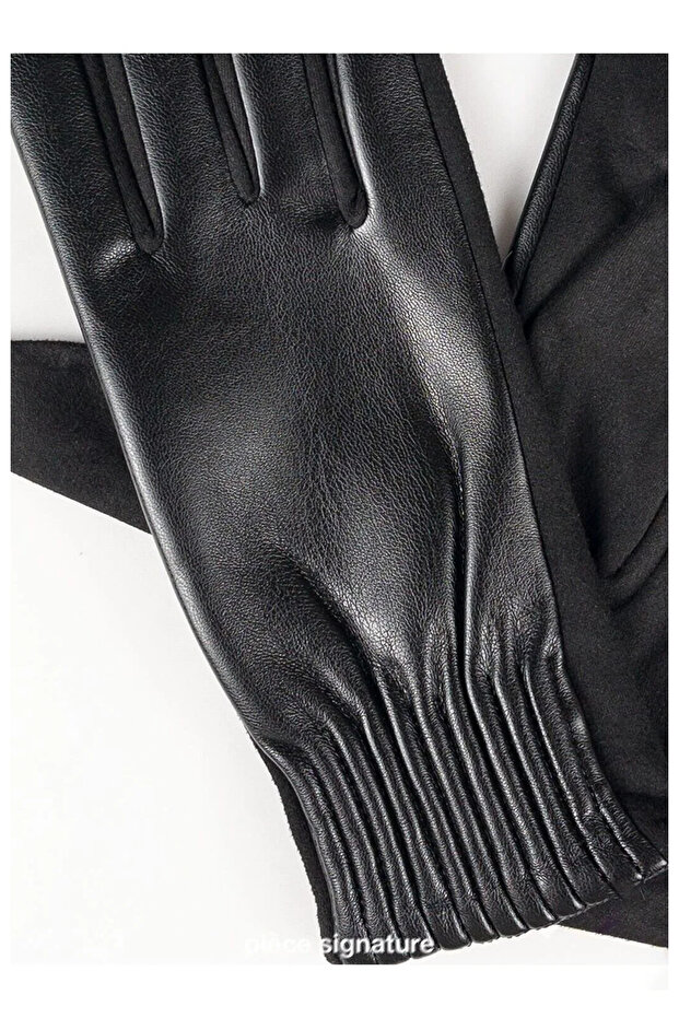 Luxury Touchscreen Gloves for Women (95% Polyester 5% Spandex)