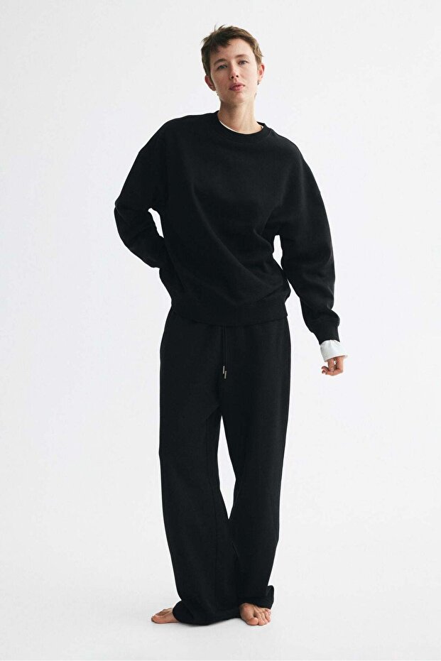 Oversized sweatshirt