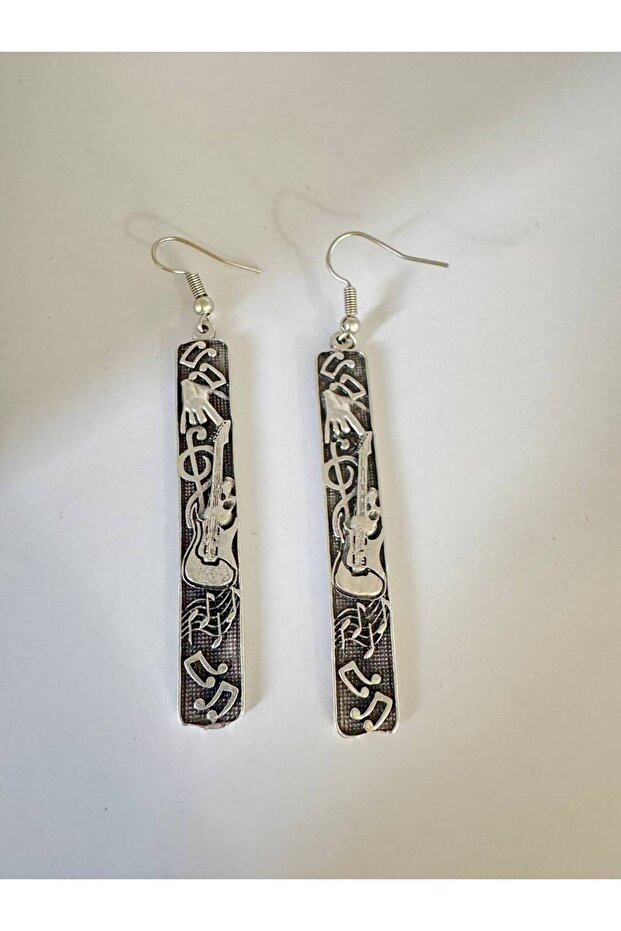 Musical Note Figured Unisex Earrings – Elegant and Meaningful Design for Music Lovers