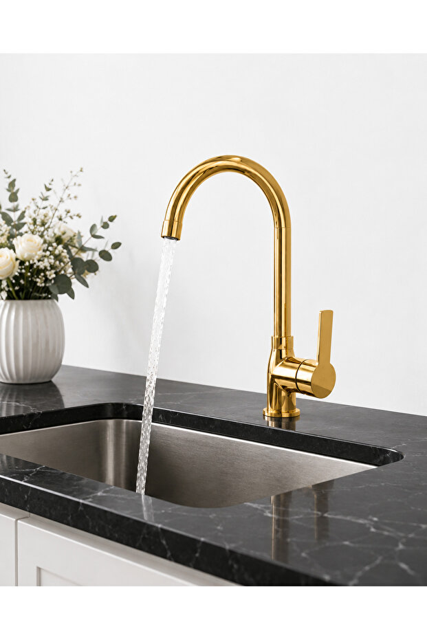 Gold Delta Luxury Design Gold Color Coated Kitchen Sink Faucet Tap