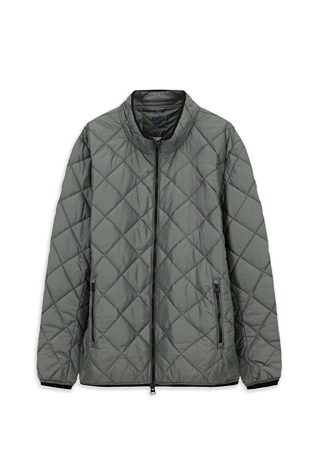 Windproof Quilted Sports Coat with Stand Collar and Zippered Pockets