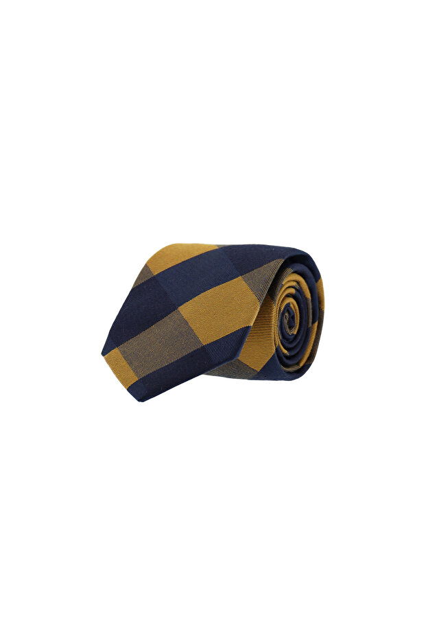Patterned tie