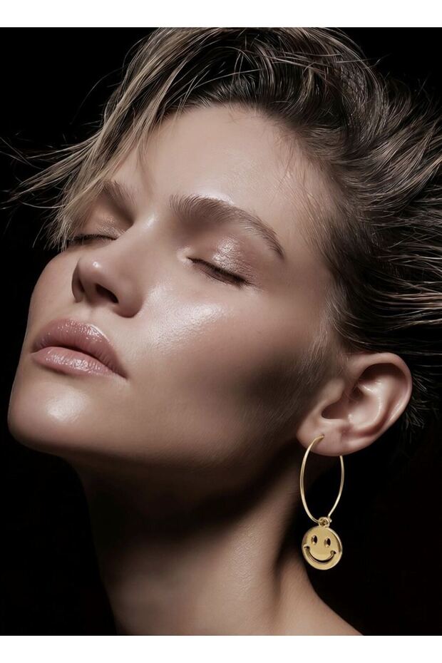 Special Design Figured Luxury Earrings with Dangle