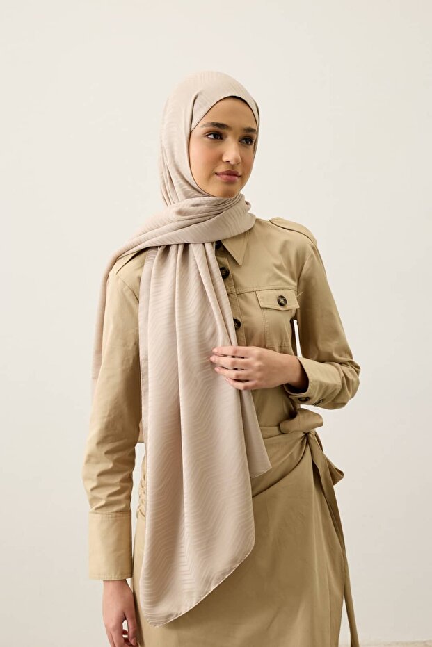Zigzag Pattern Silky Jacquard Shawl - 1