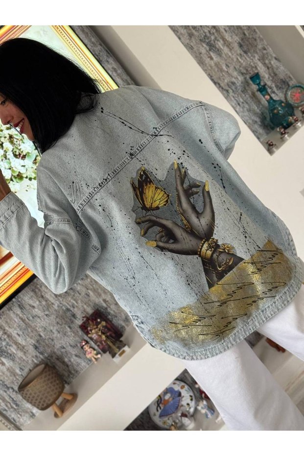 Women's Printed Oversize Jean Shirt – Artistic Denim Elegance 🦋 ✨