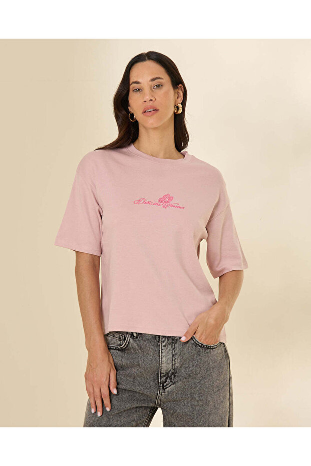 Women Mauve Embroidered T-Shirt