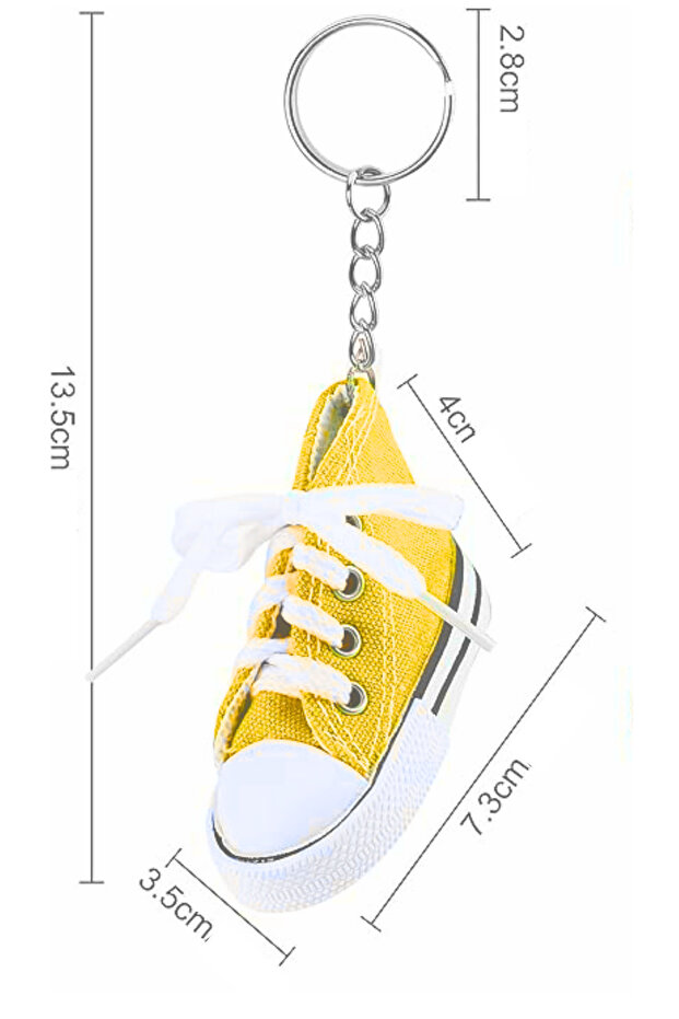 حذاء رياضي صغير من طراز Chucks على شكل سلسلة مفاتيح وحقيبة زينة ريترو