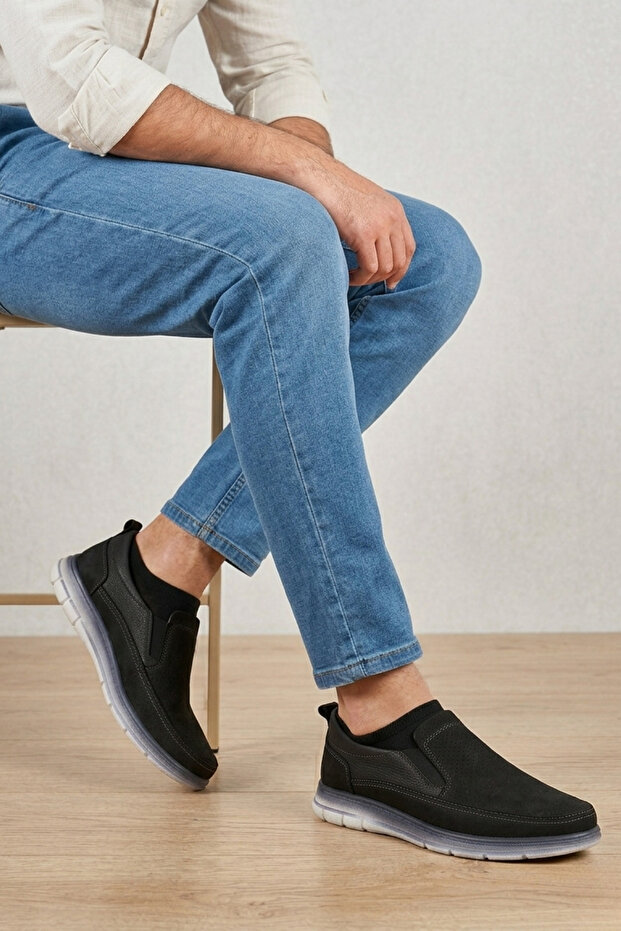 560 Genuine Leather Laceless Comfortable Sole Casual Men's Shoes