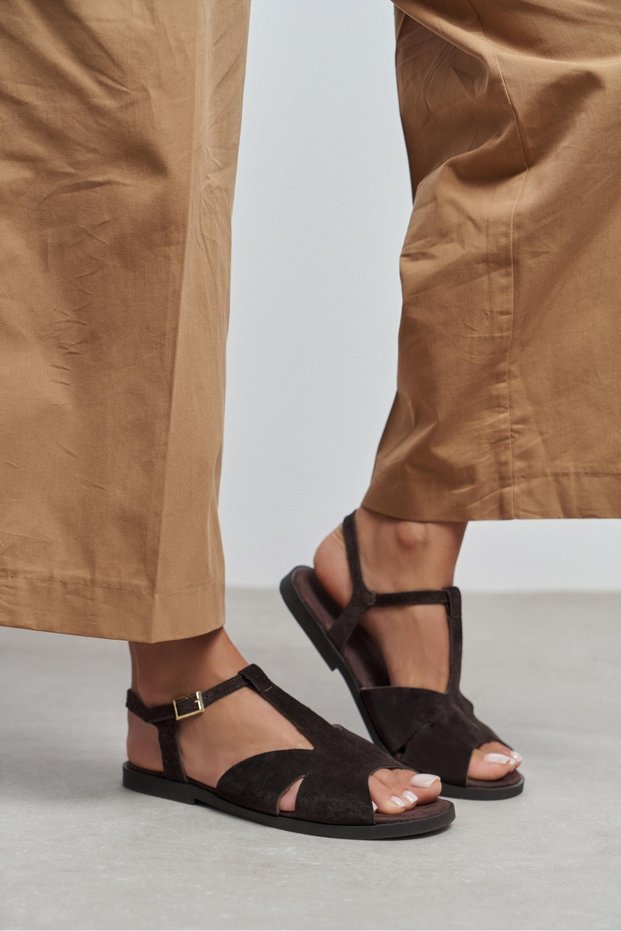 Dessas Bitter Brown Suede Genuine Leather Buckle Detail Flat Sole Open Toe Women's Sandals