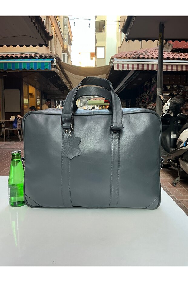 Genuine Leather, Handmade, with Carrying Handle, Unisex, Laptop and Business Travel Bag