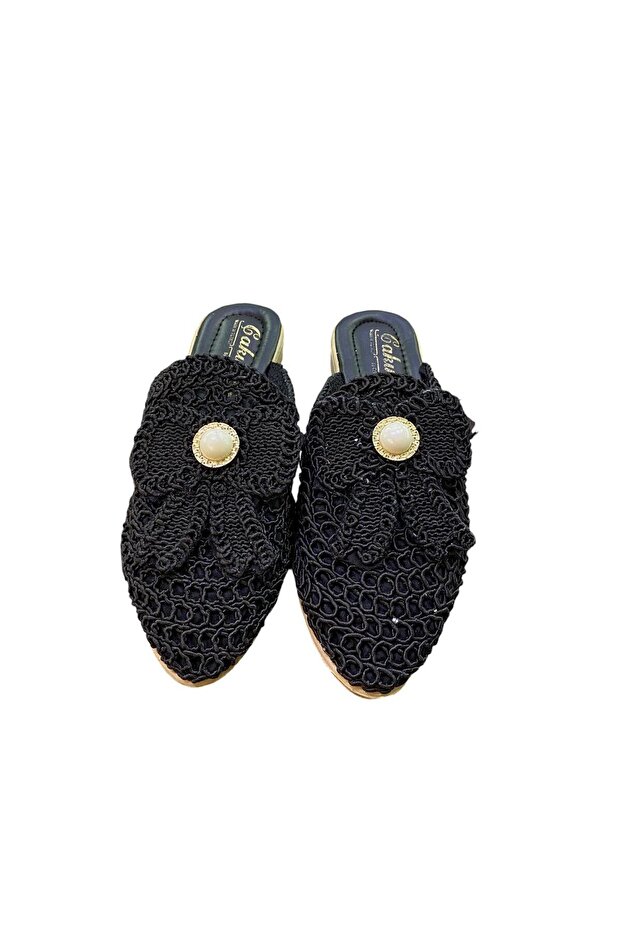 Women's Flat Thin Sole Closed Front Pearl Detailed Knitwear Slippers
