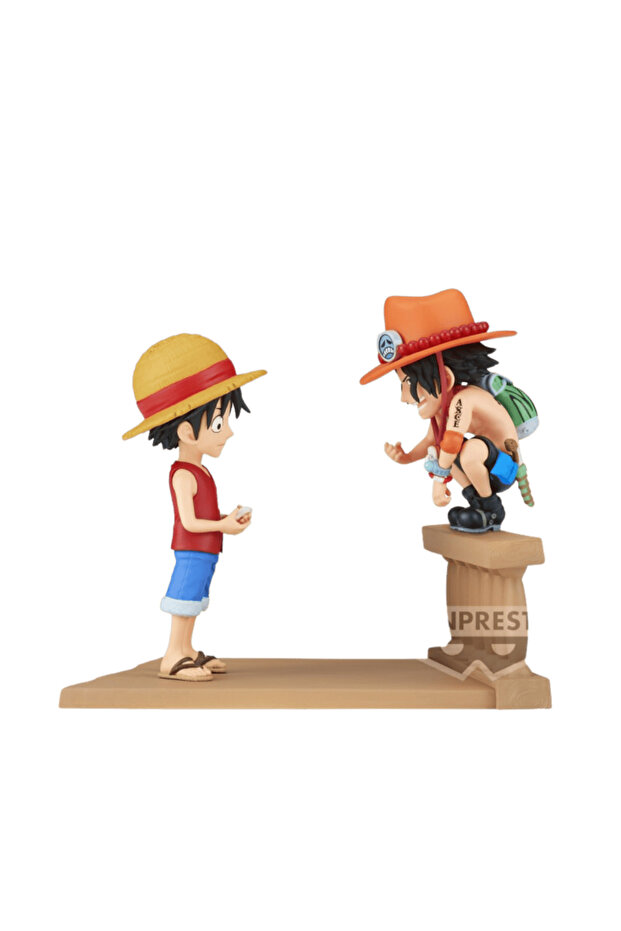 ONE PIECE WORLD COLLECTABLE FIGURE LOG STORIES MONKEY.D.LUFFY & PORTGAS.D.ACE- Figure By