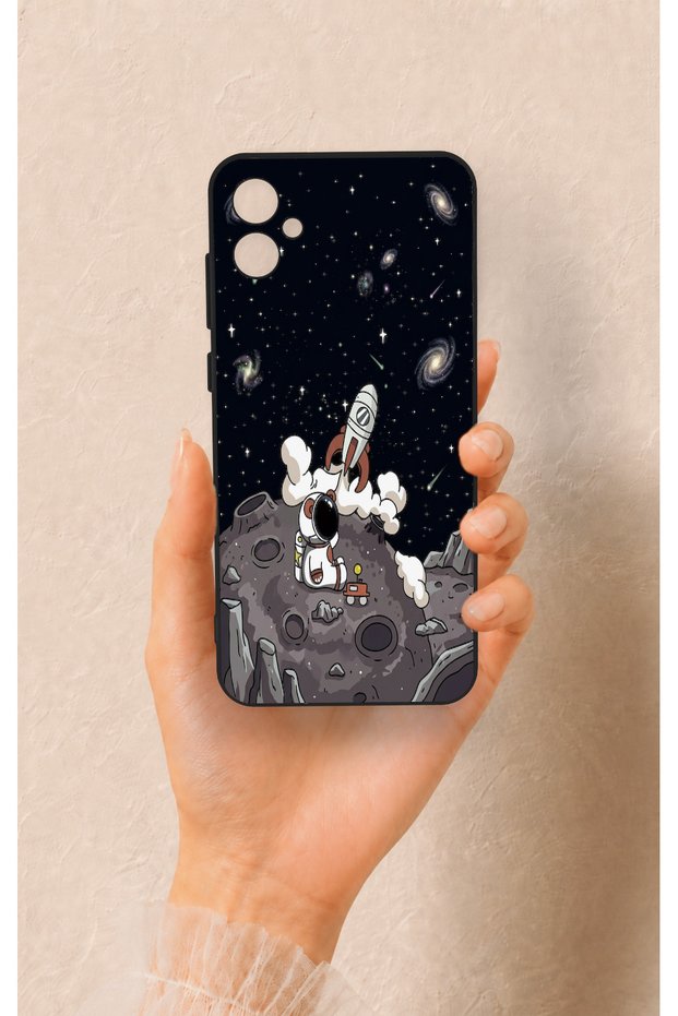 Samsung A05 Compatible Space Astronaut Patterned Silicone Case