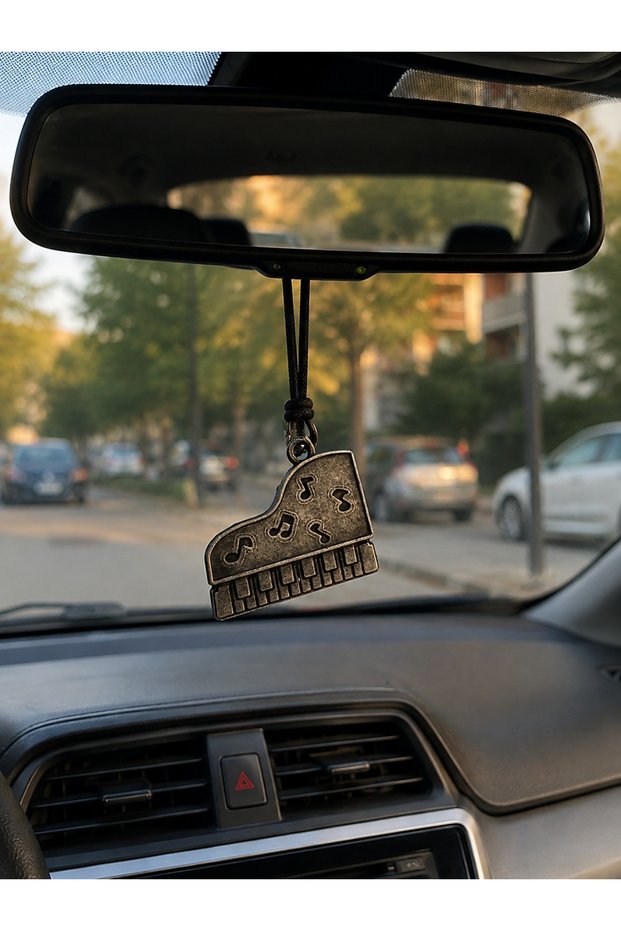 Retro Piano Figured Rearview Mirror Car Ornament – Music-Themed Decorative Vehicle Accessory