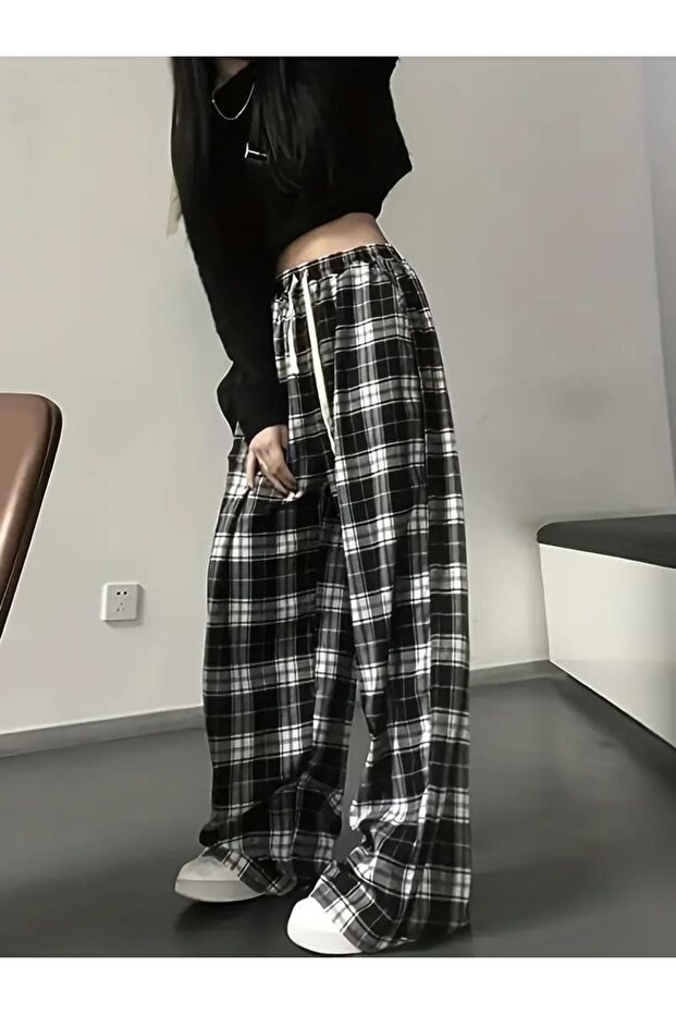 Y2K Black and White Plaid Unisex Sweatpants
