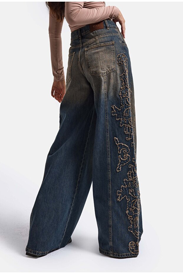 Women's Dark Denim 4W6-32 Palazzo Fit Special Embroidery Detailed Design Denim Jean